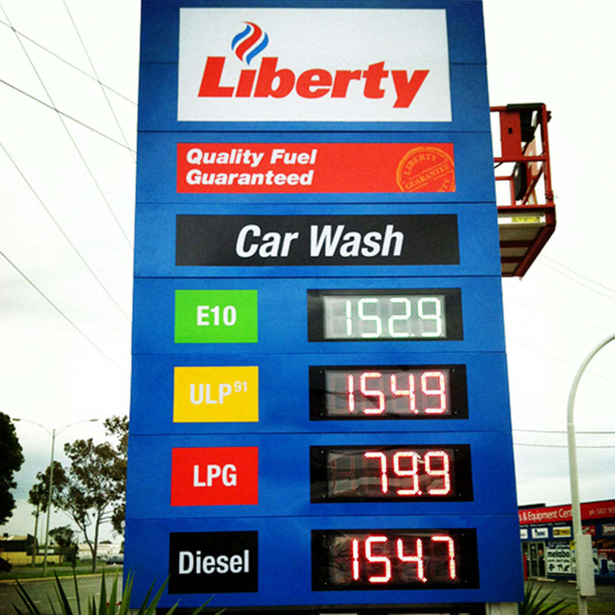 unleaded canopy signs